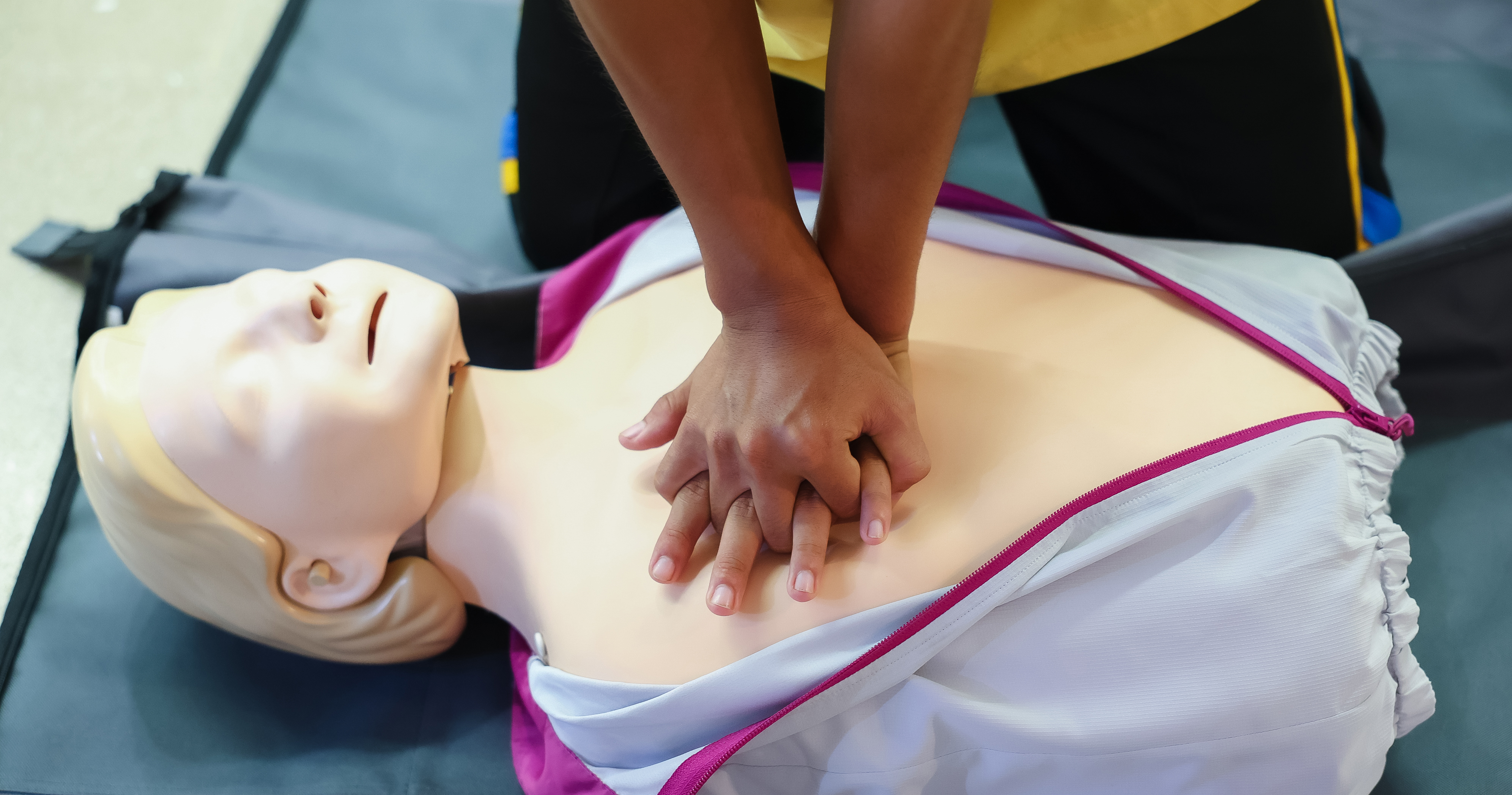 CPR practise on manikin