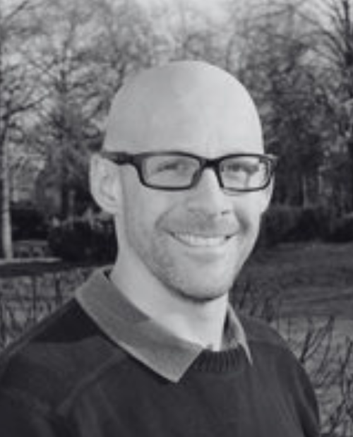 black and white headshot of Ross Smith